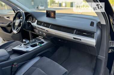 Внедорожник / Кроссовер Audi Q7 2016 в Днепре