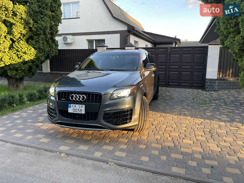 Позашляховик / Кросовер Audi Q7 2015 в Черкасах