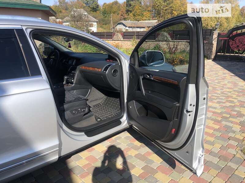 Внедорожник / Кроссовер Audi Q7 2010 в Ивано-Франковске