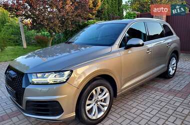 Внедорожник / Кроссовер Audi Q7 2017 в Запорожье