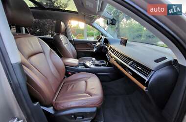 Внедорожник / Кроссовер Audi Q7 2017 в Запорожье