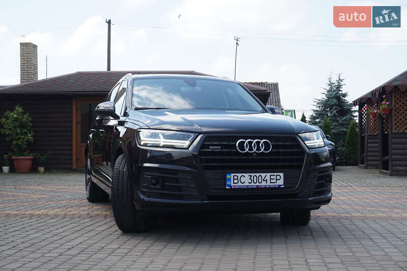 Позашляховик / Кросовер Audi Q7 2015 в Самборі