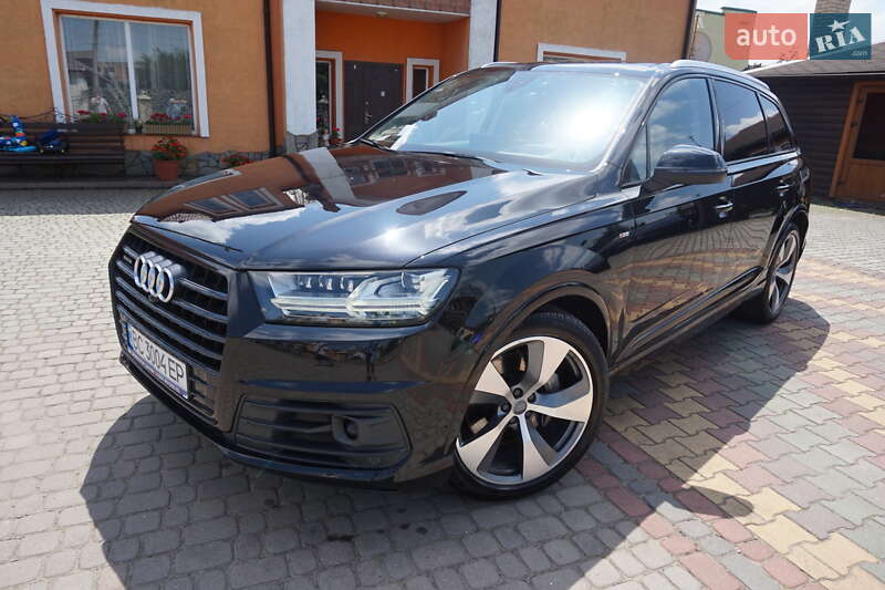 Позашляховик / Кросовер Audi Q7 2015 в Самборі