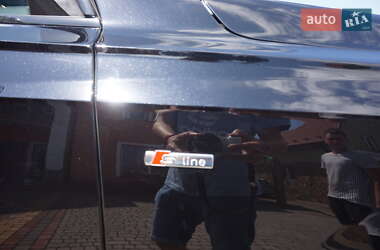 Внедорожник / Кроссовер Audi Q7 2015 в 