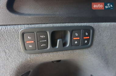 Внедорожник / Кроссовер Audi Q7 2015 в 