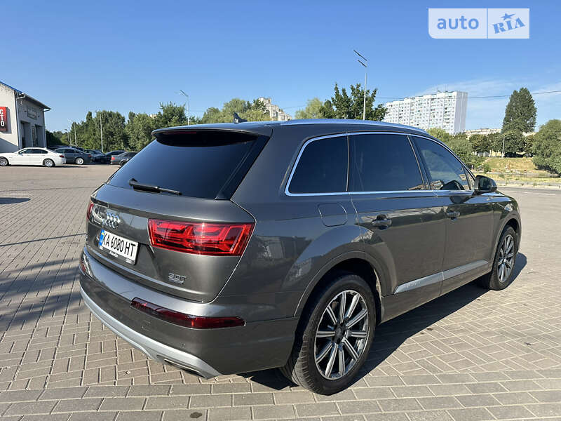 Внедорожник / Кроссовер Audi Q7 2018 в Киеве