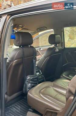 Позашляховик / Кросовер Audi Q7 2012 в Ужгороді