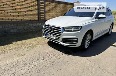 Позашляховик / Кросовер Audi Q7 2015 в Кривому Розі