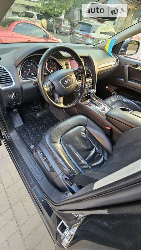 Внедорожник / Кроссовер Audi Q7 2012 в Одессе