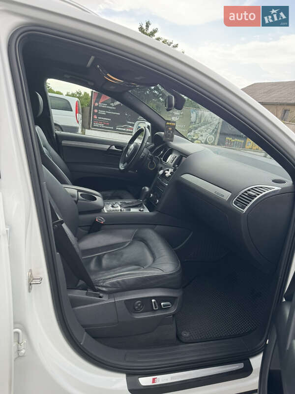 Позашляховик / Кросовер Audi Q7 2011 в Вінниці