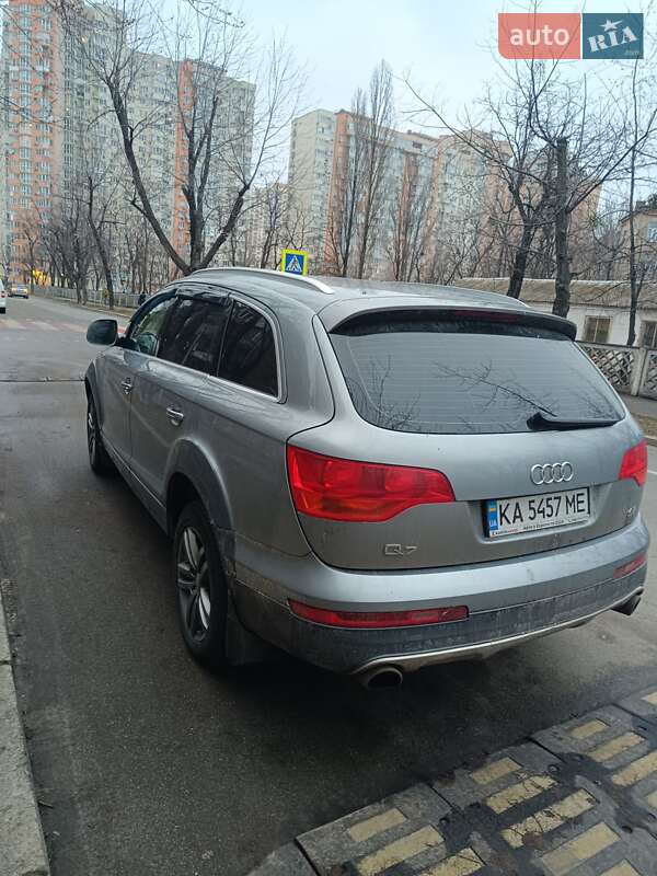 Внедорожник / Кроссовер Audi Q7 2007 в Киеве