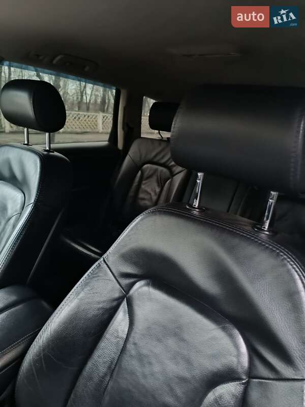 Внедорожник / Кроссовер Audi Q7 2007 в Киеве