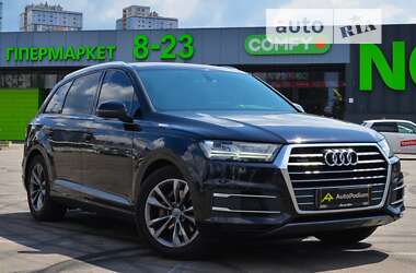 Внедорожник / Кроссовер Audi Q7 2016 в Киеве