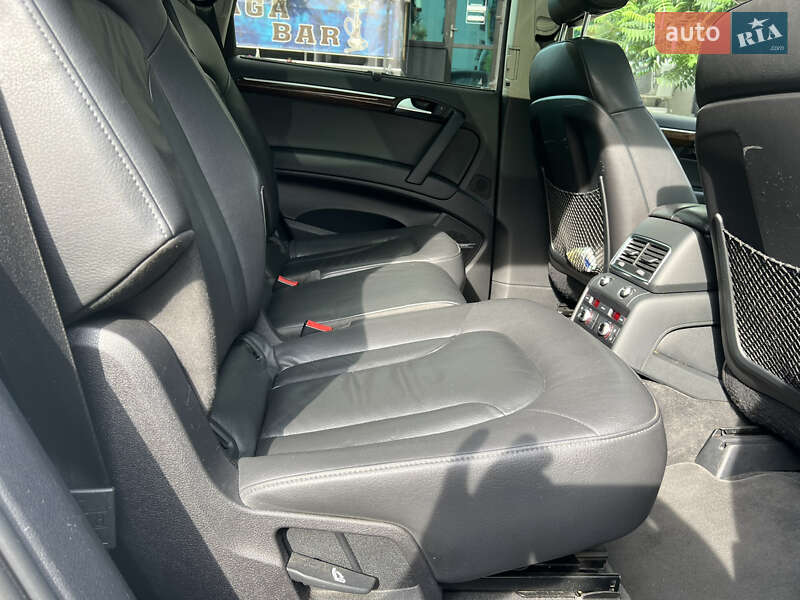 Внедорожник / Кроссовер Audi Q7 2012 в Софиевской Борщаговке