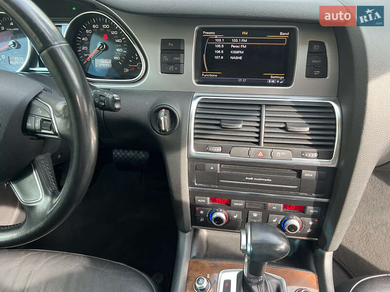 Внедорожник / Кроссовер Audi Q7 2012 в Софиевской Борщаговке