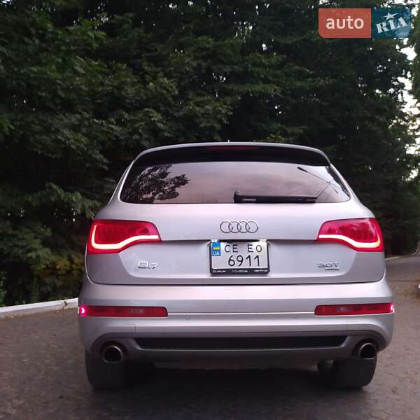Внедорожник / Кроссовер Audi Q7 2015 в Черновцах