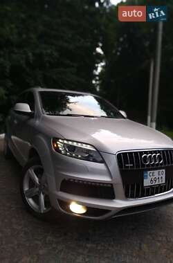 Внедорожник / Кроссовер Audi Q7 2015 в 