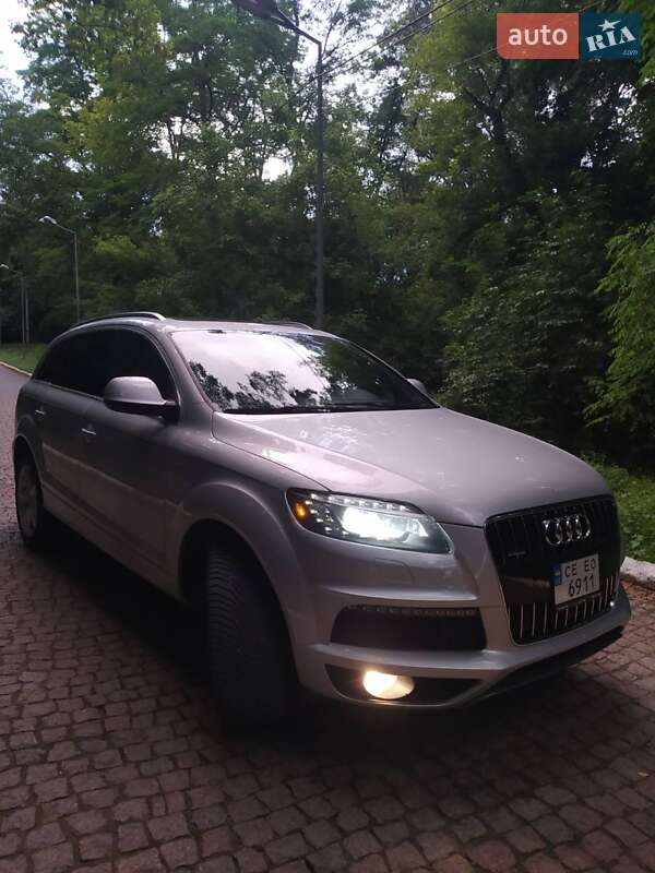 Внедорожник / Кроссовер Audi Q7 2015 в Черновцах