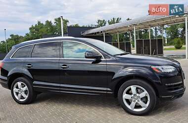 Внедорожник / Кроссовер Audi Q7 2013 в 