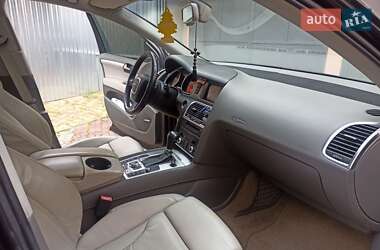 Позашляховик / Кросовер Audi Q7 2007 в 