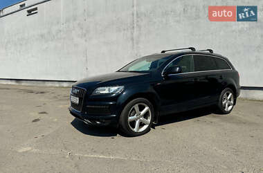 Внедорожник / Кроссовер Audi Q7 2012 в 