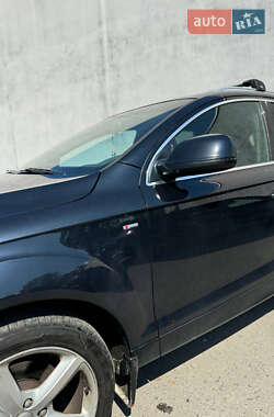 Внедорожник / Кроссовер Audi Q7 2012 в 