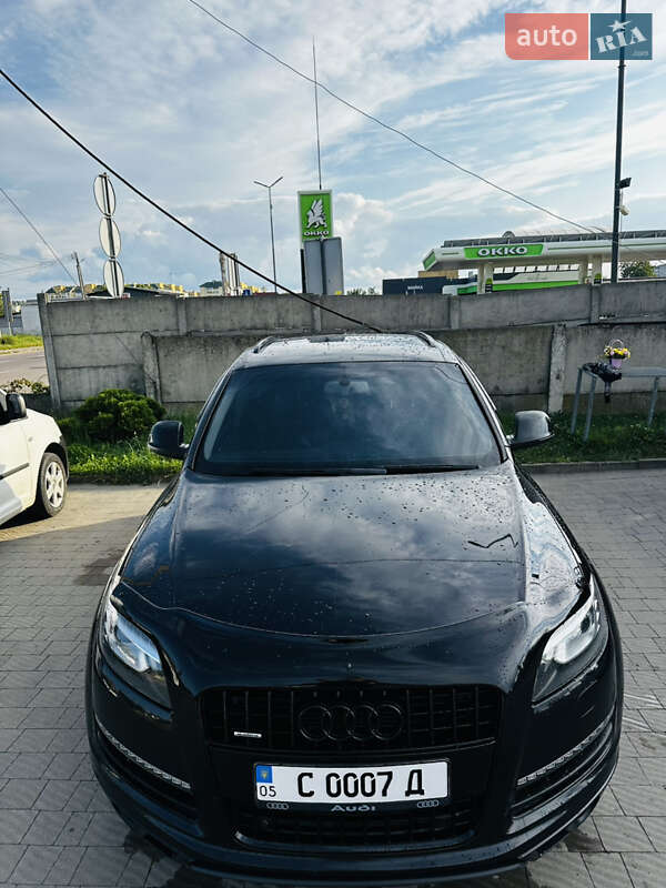 Позашляховик / Кросовер Audi Q7 2010 в Стрию