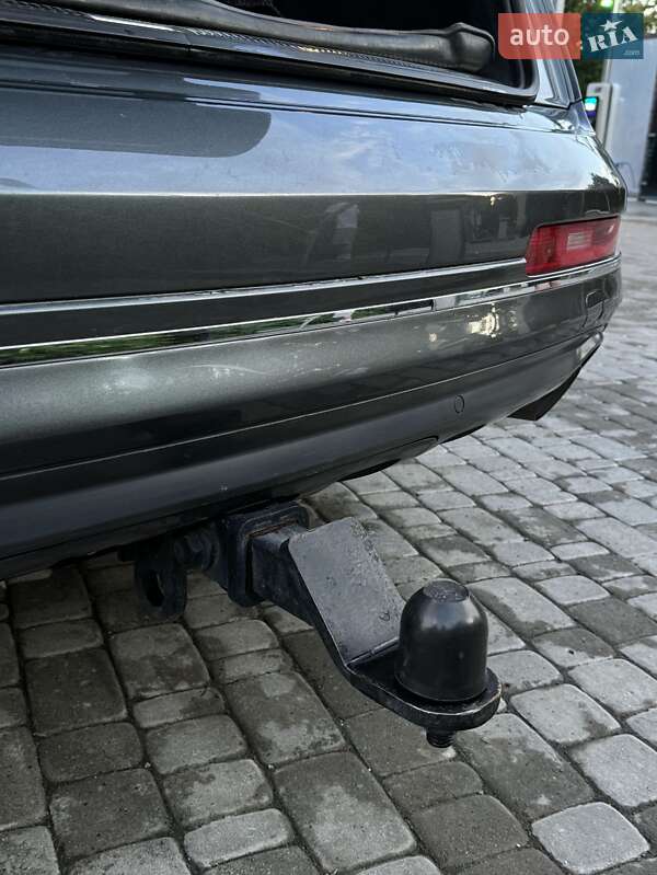 Внедорожник / Кроссовер Audi Q7 2012 в Луцке