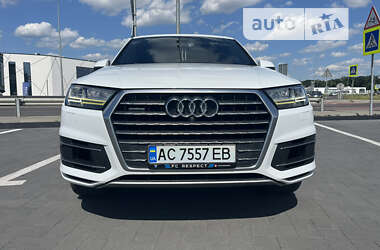 Внедорожник / Кроссовер Audi Q7 2016 в Луцке