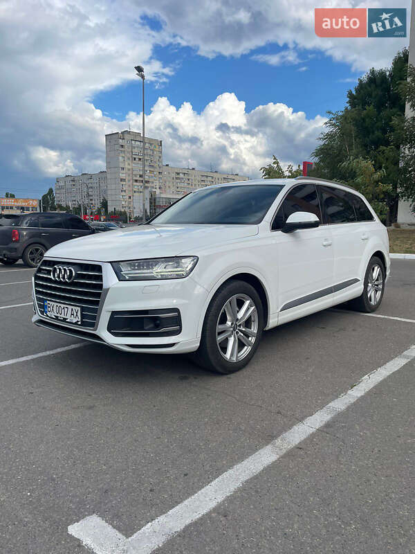 Внедорожник / Кроссовер Audi Q7 2017 в Харькове
