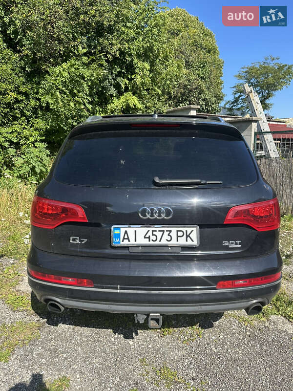 Позашляховик / Кросовер Audi Q7 2013 в Києві
