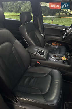 Позашляховик / Кросовер Audi Q7 2014 в 