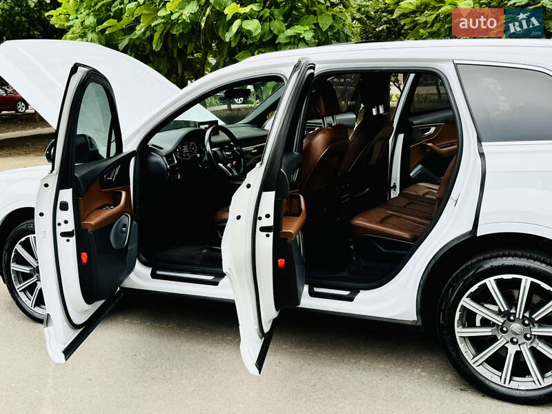 Позашляховик / Кросовер Audi Q7 2016 в Одесі