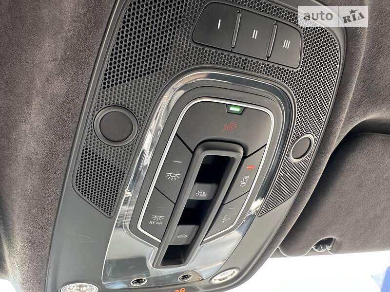 Позашляховик / Кросовер Audi Q7 2016 в Черкасах