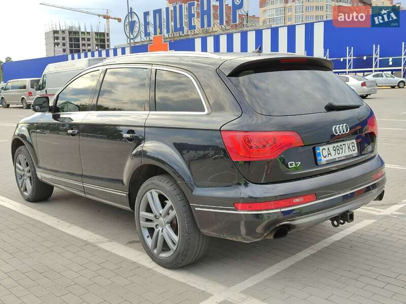 Позашляховик / Кросовер Audi Q7 2014 в Умані