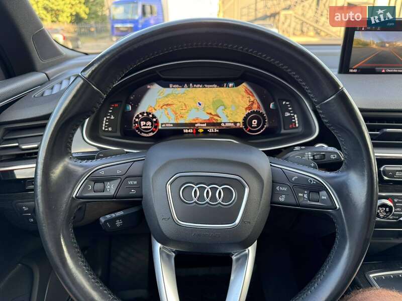 Позашляховик / Кросовер Audi Q7 2017 в Дніпрі