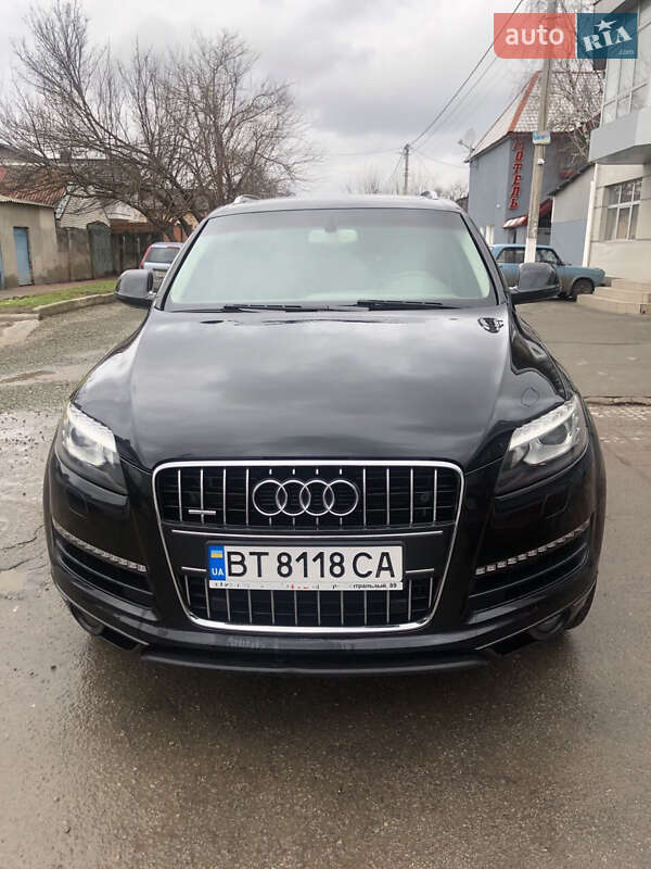 Внедорожник / Кроссовер Audi Q7 2010 в Ирпене