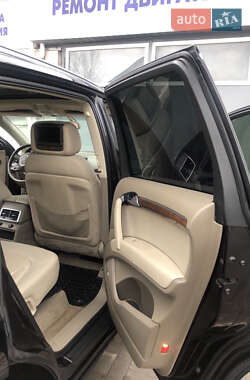 Позашляховик / Кросовер Audi Q7 2010 в 