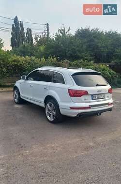 Внедорожник / Кроссовер Audi Q7 2015 в Ровно