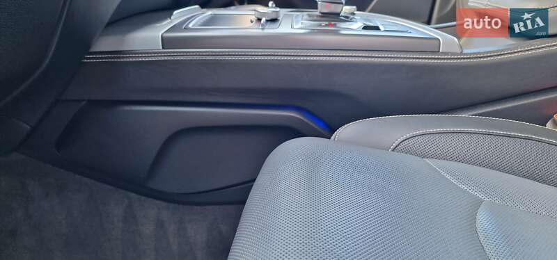 Позашляховик / Кросовер Audi Q7 2018 в Тернополі