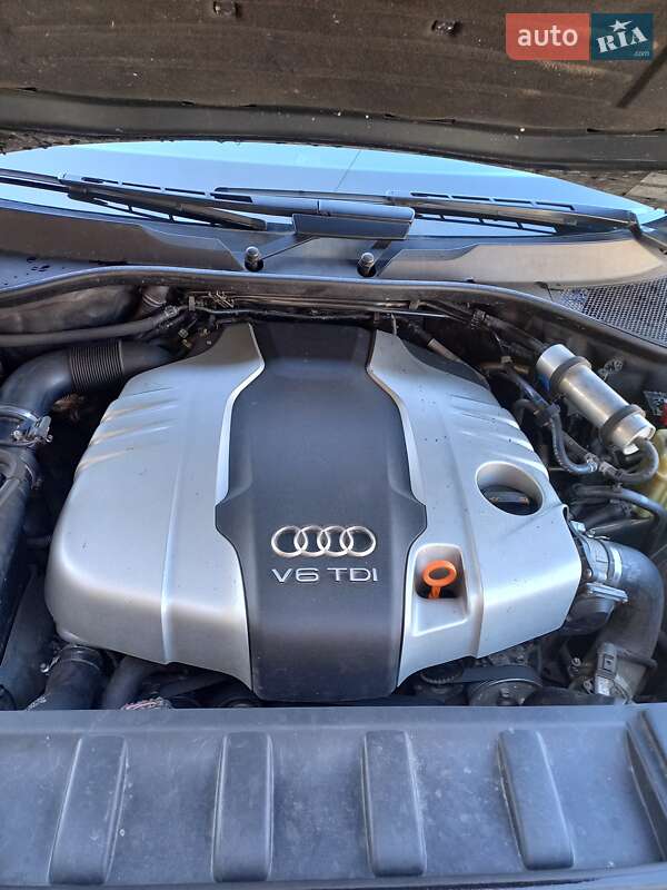 Внедорожник / Кроссовер Audi Q7 2013 в Луцке