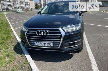 Внедорожник / Кроссовер Audi Q7 2017 в Киеве