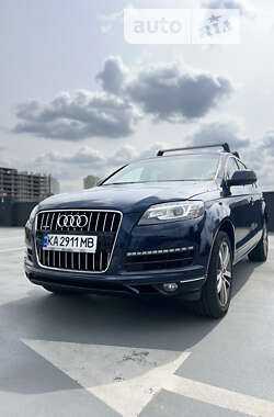 Позашляховик / Кросовер Audi Q7 2013 в Києві