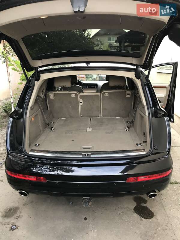 Внедорожник / Кроссовер Audi Q7 2007 в Ужгороде