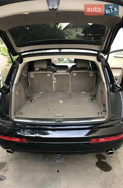 Внедорожник / Кроссовер Audi Q7 2007 в 