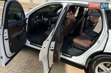 Позашляховик / Кросовер Audi Q7 2016 в 