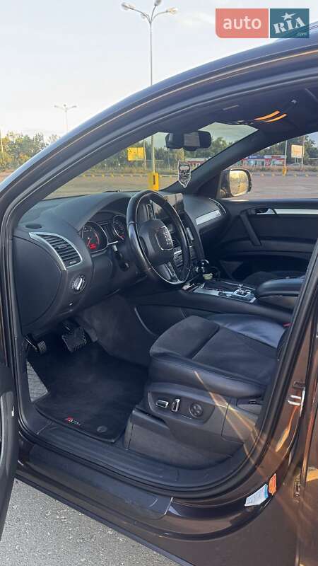 Позашляховик / Кросовер Audi Q7 2011 в Одесі