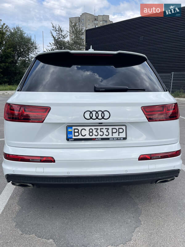 Внедорожник / Кроссовер Audi Q7 2016 в Львове