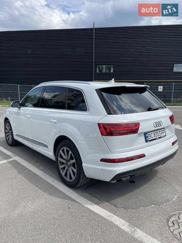 Внедорожник / Кроссовер Audi Q7 2016 в Львове