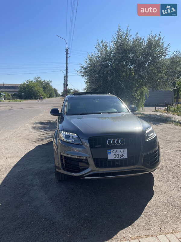 Позашляховик / Кросовер Audi Q7 2015 в Черкасах